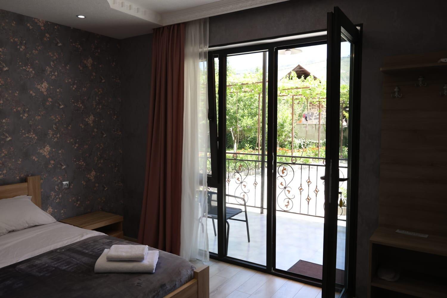 Hotel Tsiskari 瓦尔齐亚 外观 照片